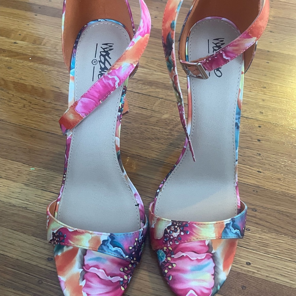 Mossimo heels